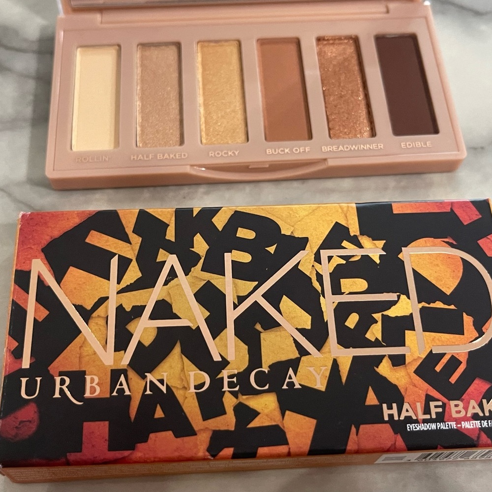 New Set of 2 Urban Decay Naked Mini Eyeshadow Palette Half Baked & Sin - Picture 2 of 3